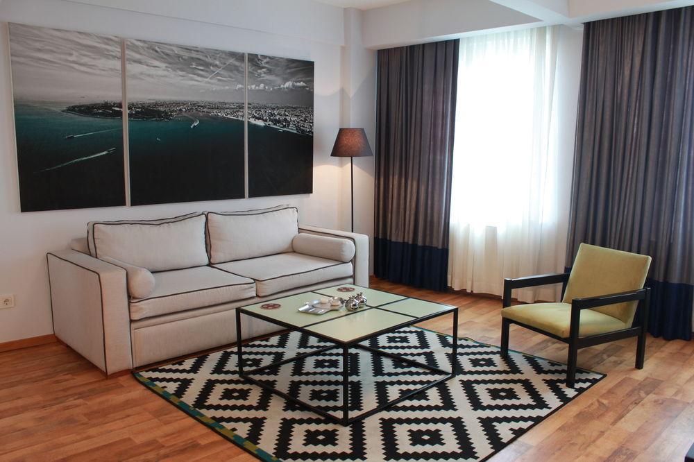 212 Istanbul Suites ภายนอก รูปภาพ